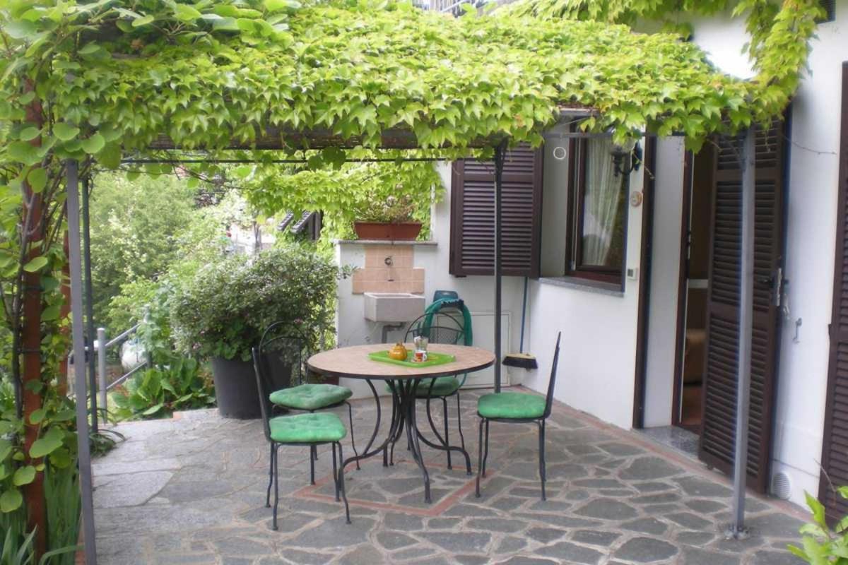 Casa Gialla Imperia Eksteriør bilde